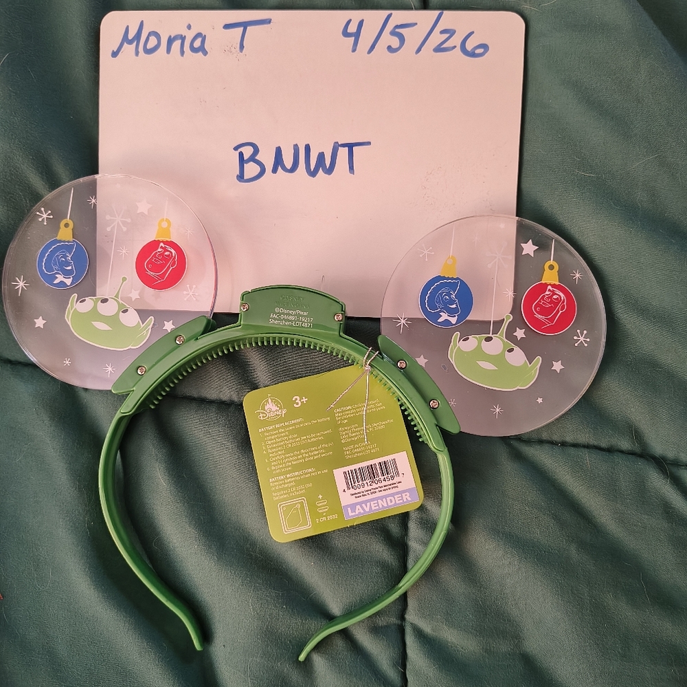 2019 Disney Toy Story Christmas Glow ears